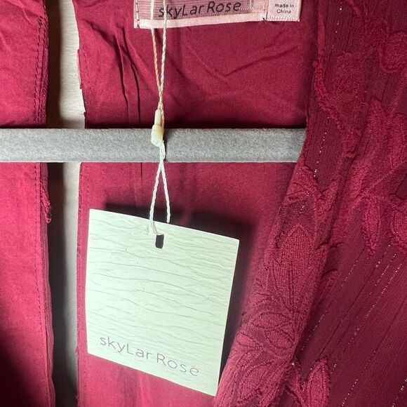 NWT VICI Define the moment floral drape mini dress wine size XS - Picture 11 of 11